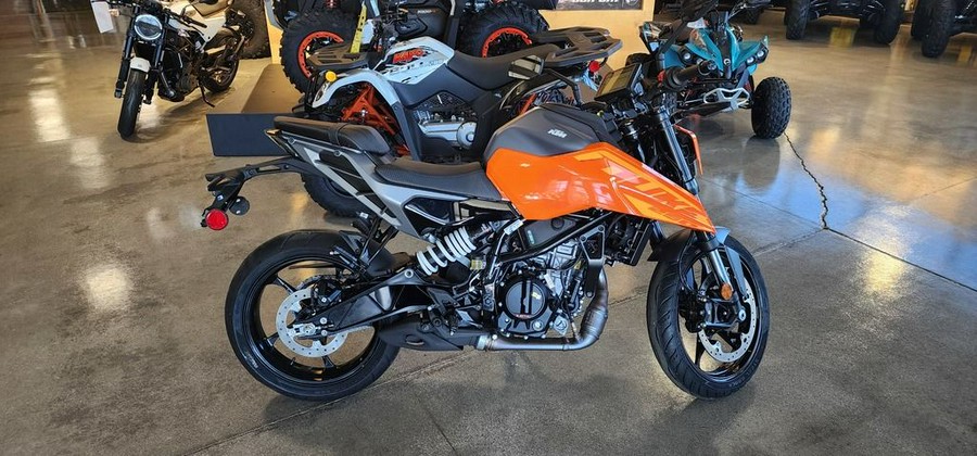 2024 KTM 250 Duke