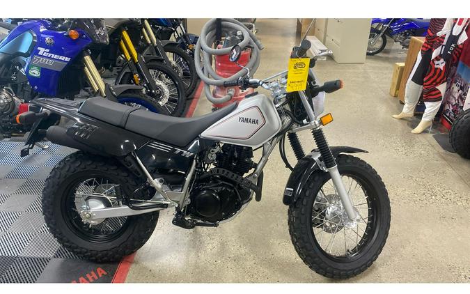 2026 Yamaha TW200