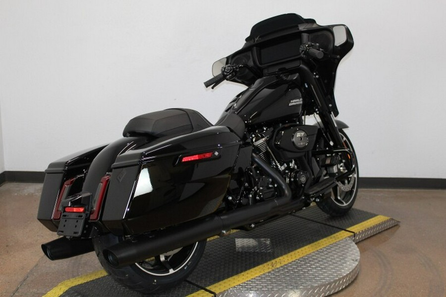 Harley-Davidson Street Glide® 2024 FLHX 84460626 VIVID BLACK