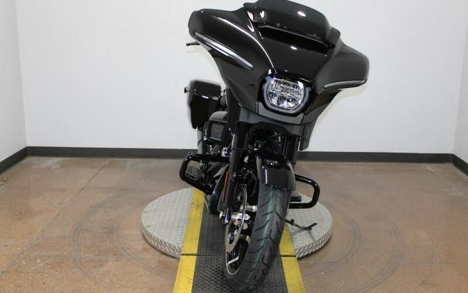 Harley-Davidson Street Glide® 2024 FLHX 84460626 VIVID BLACK