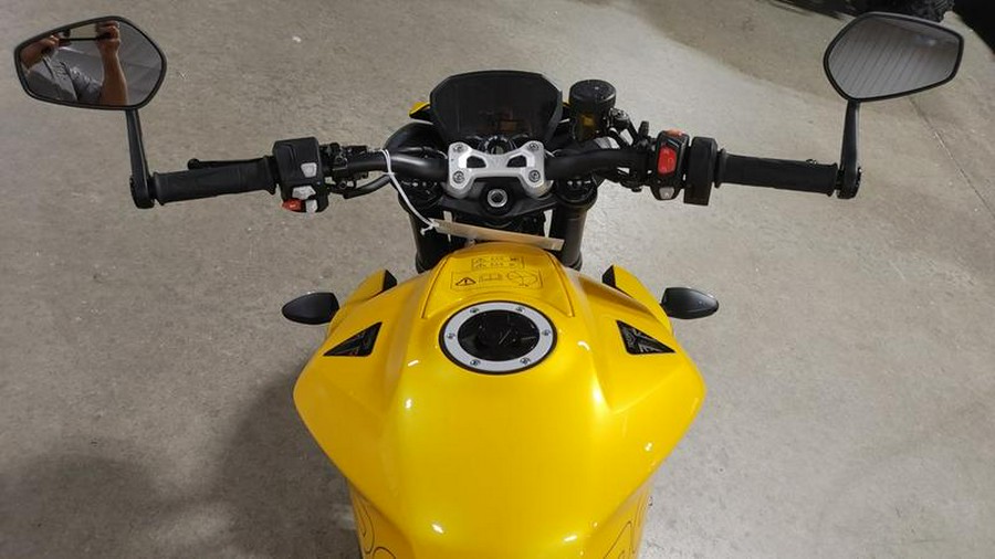 2024 Triumph Street Triple 765 RS Cosmic Yellow