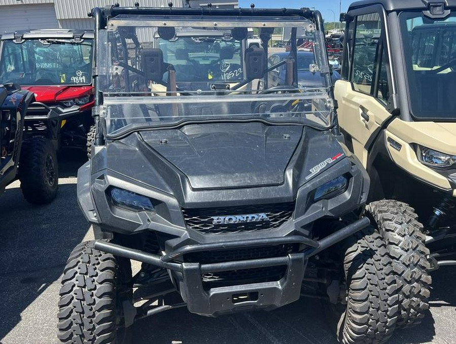 2019 Honda® Pioneer 1000-5 Deluxe