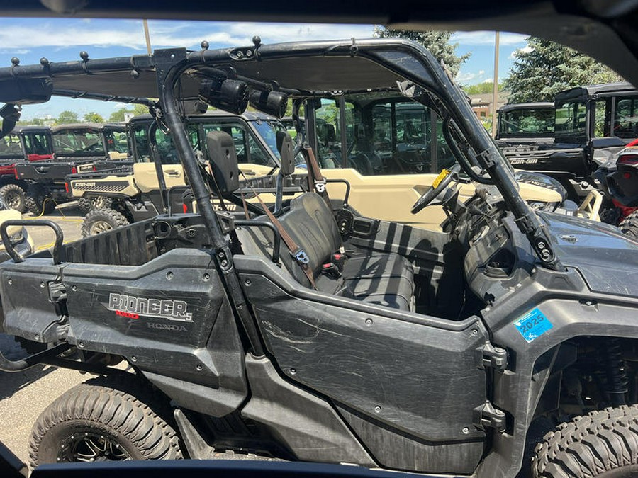 2019 Honda® Pioneer 1000-5 Deluxe