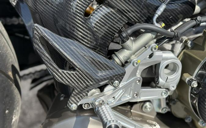 2023 Ducati Streetfighter V4 Lamborghini Livery