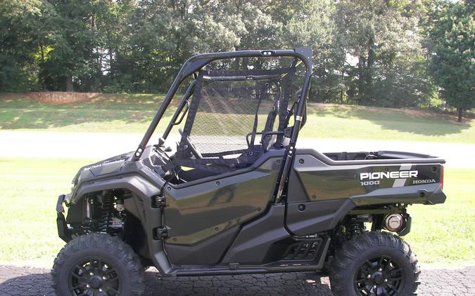 2024 Honda Pioneer 1000 Deluxe