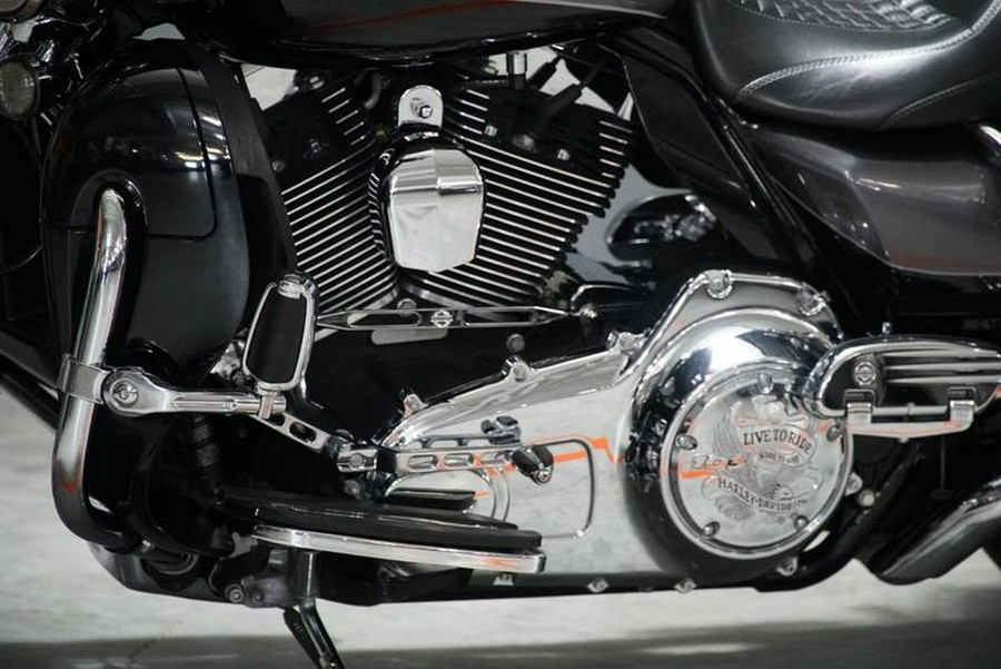 2014 Harley-Davidson® FLHTK - Electra Glide® Ultra Limited