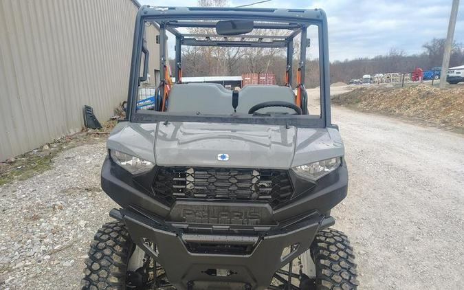 2025 Polaris® Commercial Pro XD Mid-Size Gas Crew