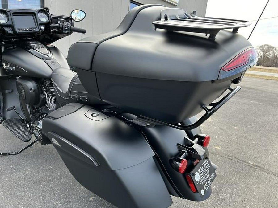 2024 Indian Motorcycle® Roadmaster® Dark Horse® w/Powerband Audio Package Black Smoke