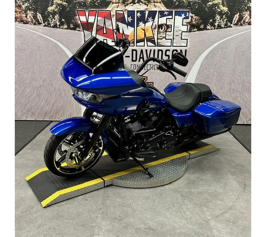 Harley-Davidson Road Glide® 2024 FLTRX 84438589 BLUE BURST