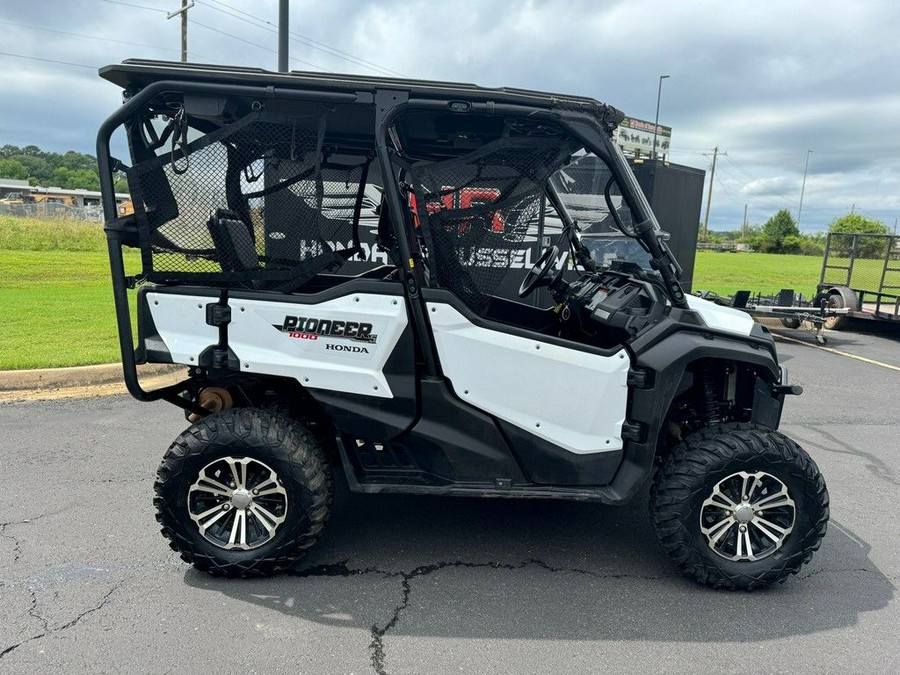 2016 Honda® Pioneer 1000-5 Deluxe