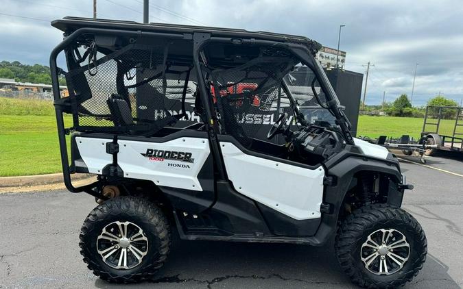 2016 Honda® Pioneer 1000-5 Deluxe