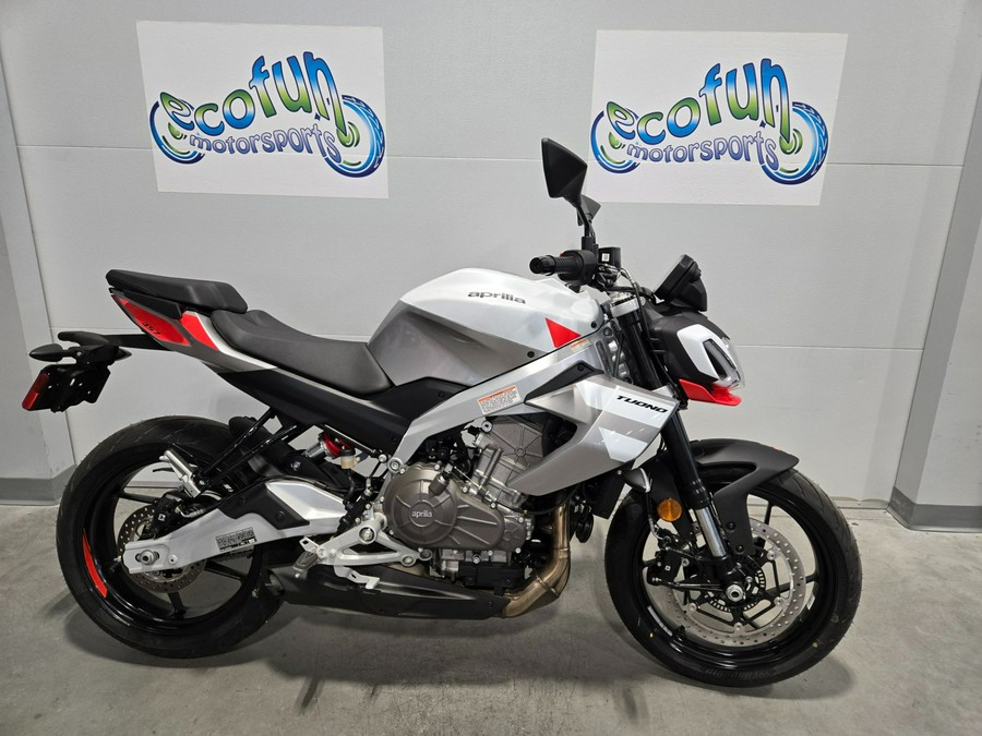 2026 Aprilia Tuono 457