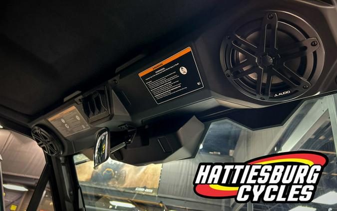 2026 Can-Am Defender Limited HD11 Desert Tan & Carbon Black