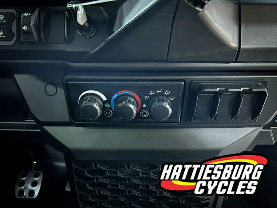 2026 Can-Am Defender Limited HD11 Desert Tan & Carbon Black