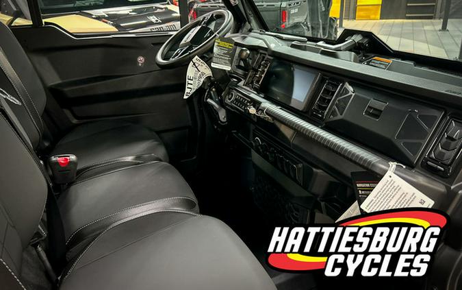 2026 Can-Am Defender Limited HD11 Desert Tan & Carbon Black