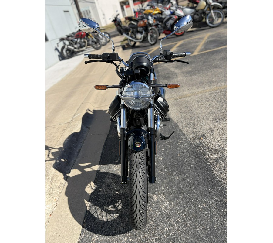 2026 Moto Guzzi V7