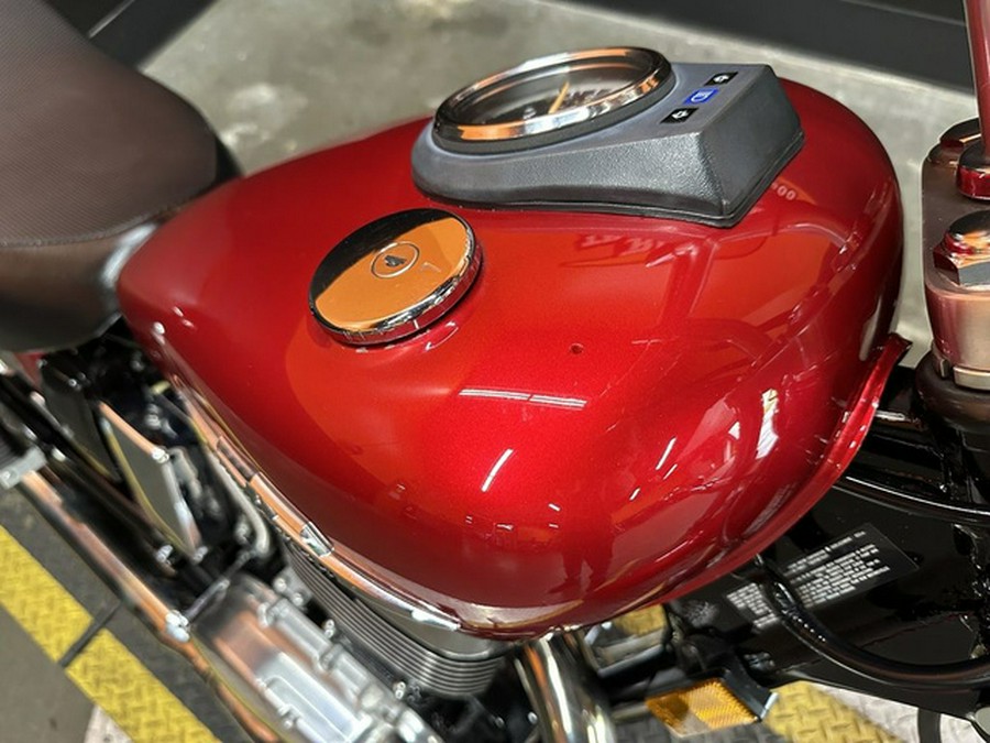 2015 Suzuki Boulevard S40