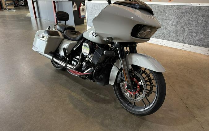 Harley-Davidson® CVO™ Road Glide® 2020