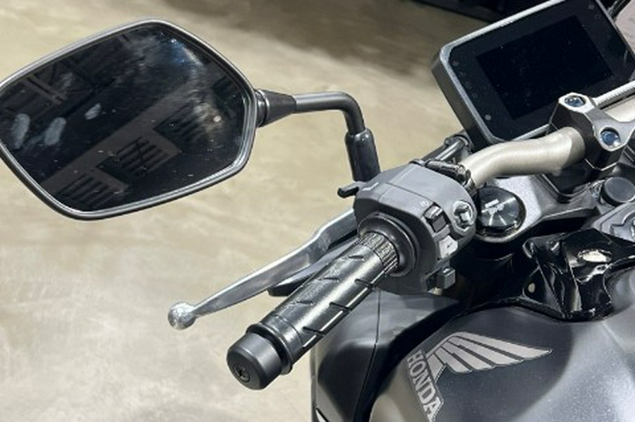 2026 Honda CB650R E-Clutch