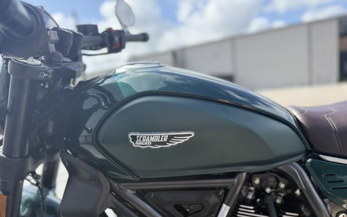 2026 Ducati Scrambler Nightshift Emerald Green EMERALD GREEN
