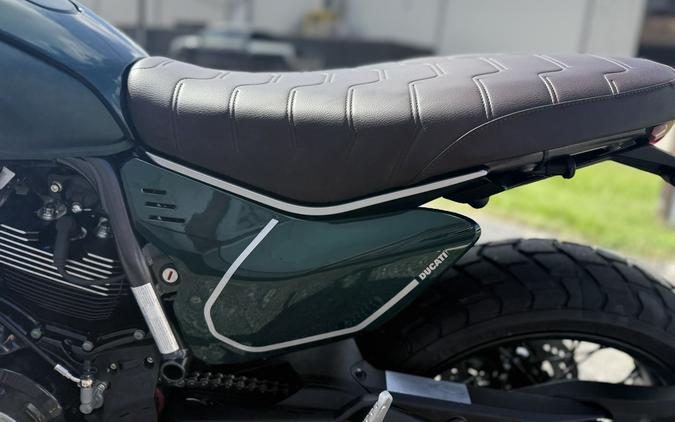 2026 Ducati Scrambler Nightshift Emerald Green EMERALD GREEN