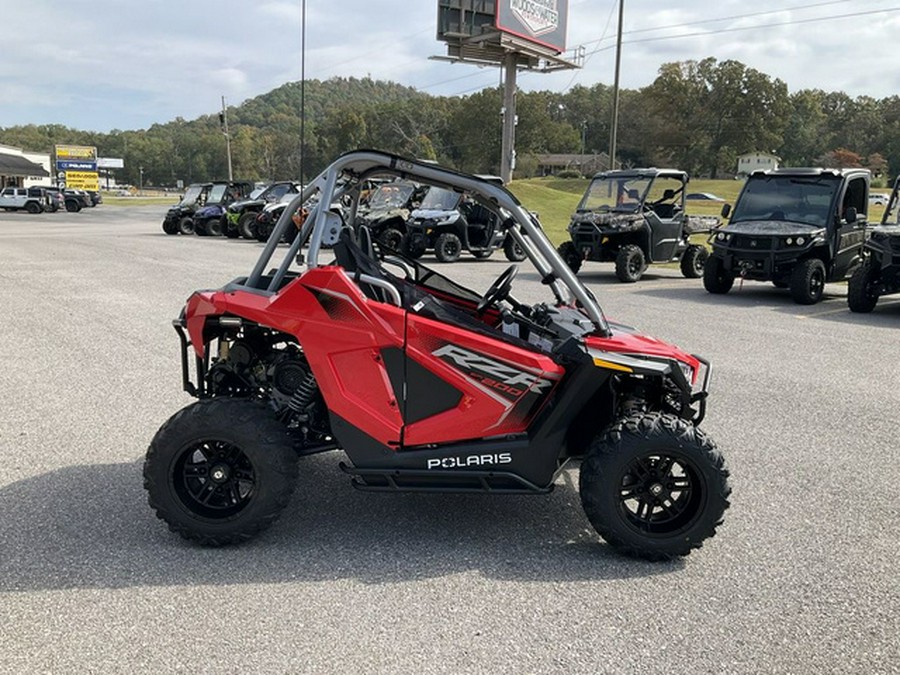 2026 Polaris RZR 200 EFI
