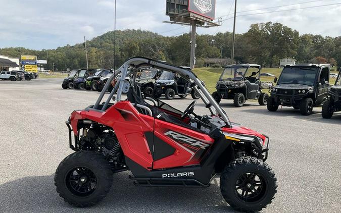 2026 Polaris RZR 200 EFI