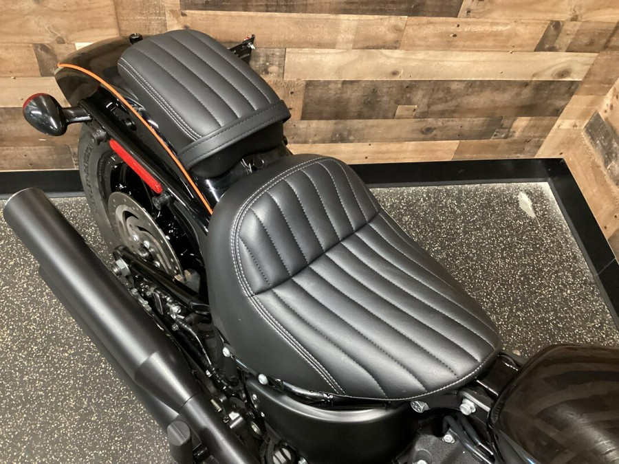 2023 Harley-Davidson Street Bob 114 Vivid Black FXBBS