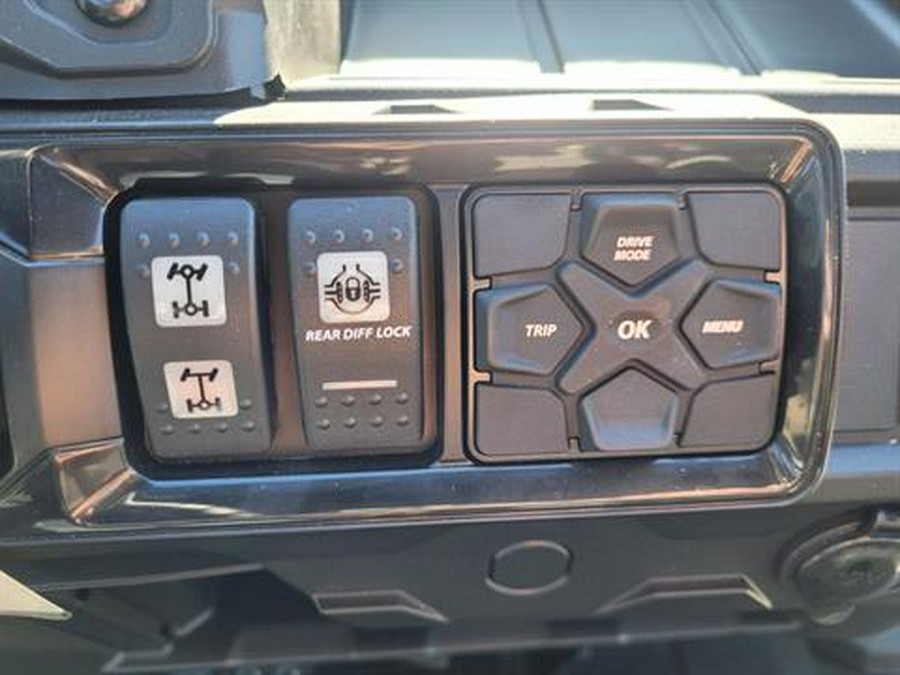 2026 Can-Am Defender PRO XT