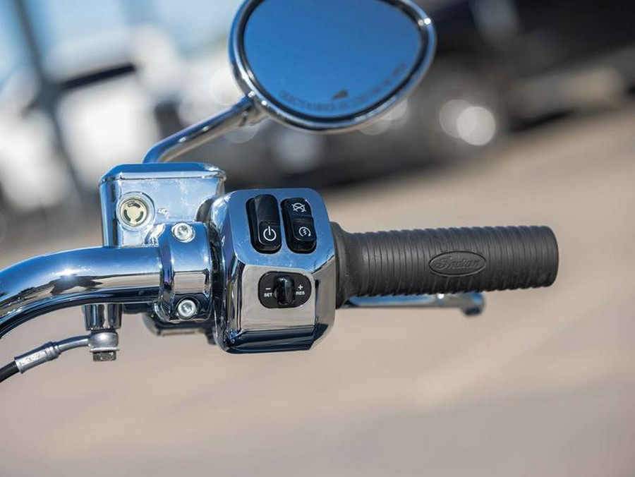 2022 Indian Motorcycle® Springfield® Black Metallic/Dirt Track Tan