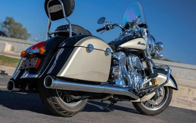 2022 Indian Motorcycle® Springfield® Black Metallic/Dirt Track Tan