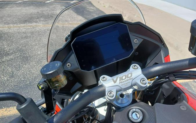 2025 Moto Guzzi V100