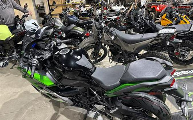 2025 Kawasaki Ninja H2® SX SE ABS