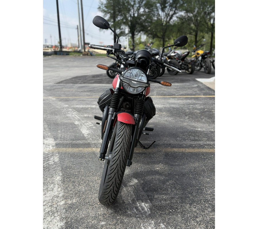 2024 Moto Guzzi V7
