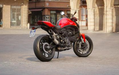 2025 Ducati Monster Plus Ducati Red