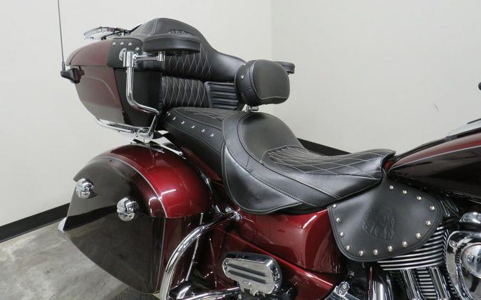 2022 Indian Motorcycle® Roadmaster® Maroon Metallic/Crimson Metallic