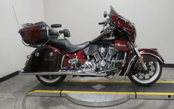 2022 Indian Motorcycle® Roadmaster® Maroon Metallic/Crimson Metallic