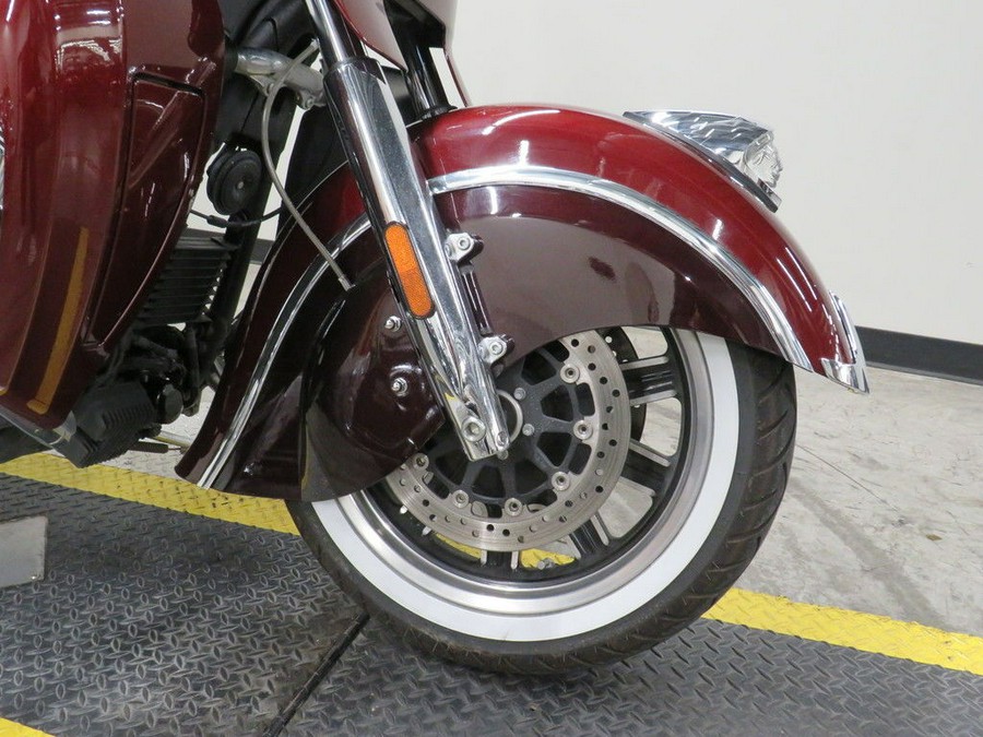 2022 Indian Motorcycle® Roadmaster® Maroon Metallic/Crimson Metallic