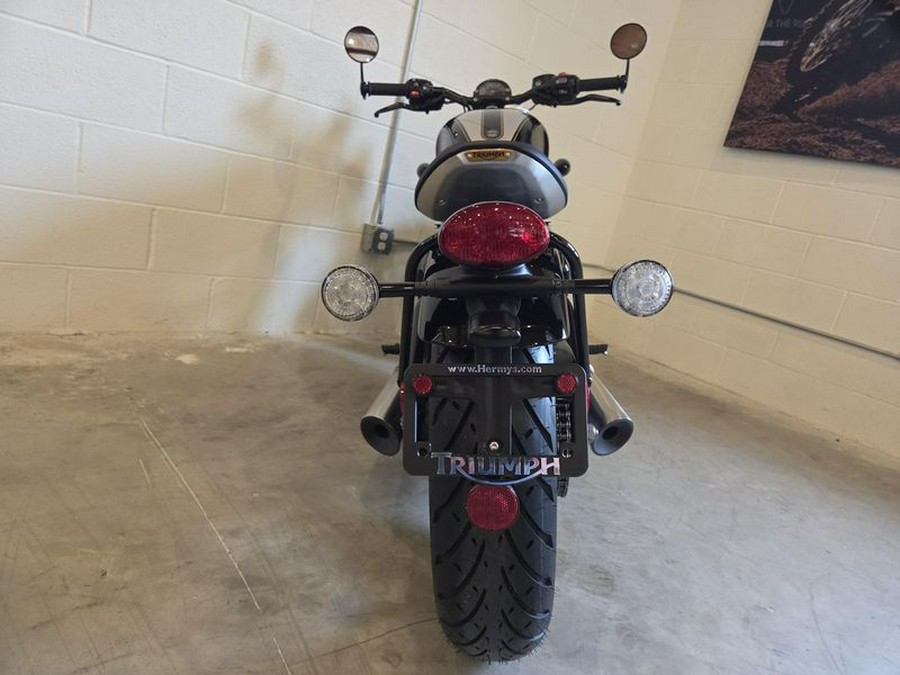 2025 Triumph Bonneville Bobber Icon Edition