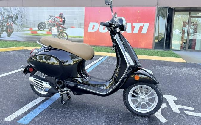 2023 Vespa Primavera 50