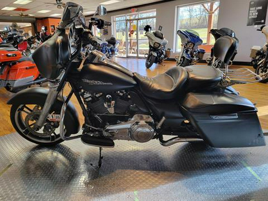 2017 Harley-Davidson Street Glide®