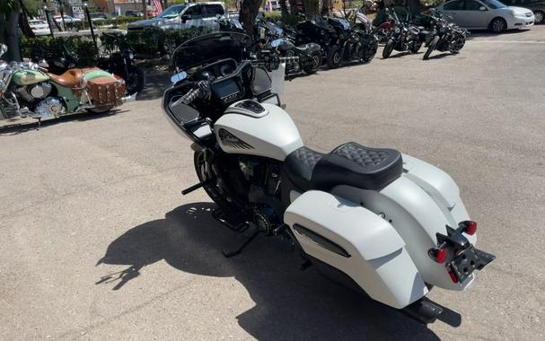 2020 Indian Challenger Dark Horse Review (24 Fast Facts)