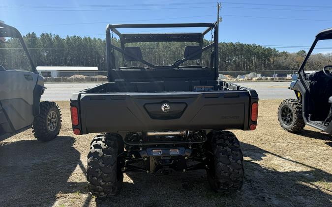2026 Can-Am Defender HD7