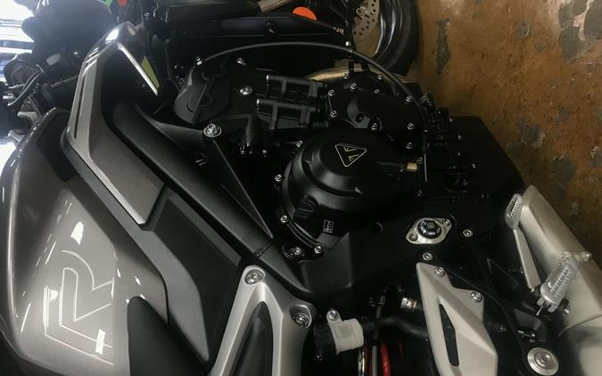 2024 TRIUMPH STREET TRIPLE 765 R