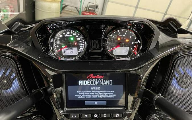 2024 Indian Motorcycle® Pursuit® Dark Horse® with PowerBand Audio Package Stealth Gray