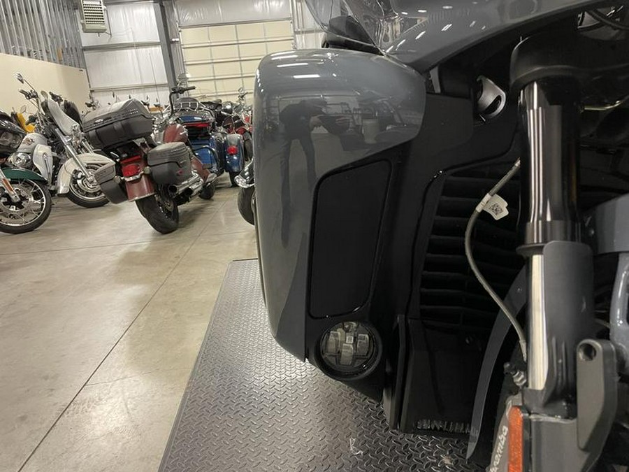 2024 Indian Motorcycle® Pursuit® Dark Horse® with PowerBand Audio Package Stealth Gray