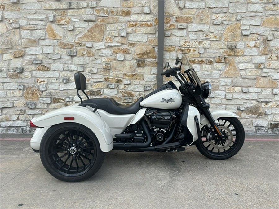 2023 Harley-Davidson Freewheeler