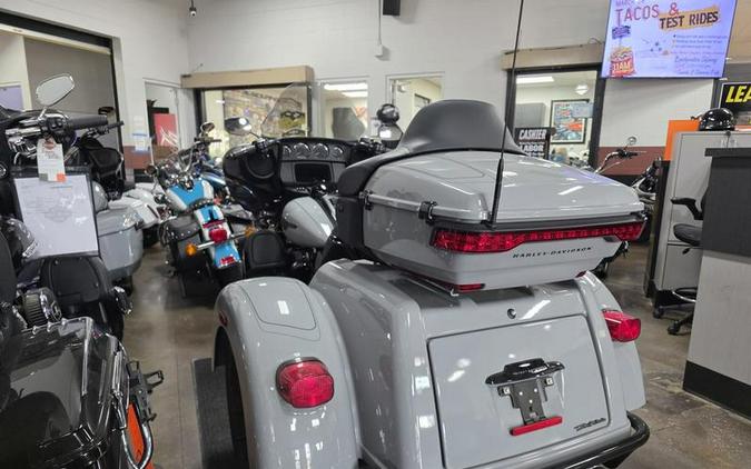 2025 Harley-Davidson® FLHTCUTG - Tri Glide® Ultra