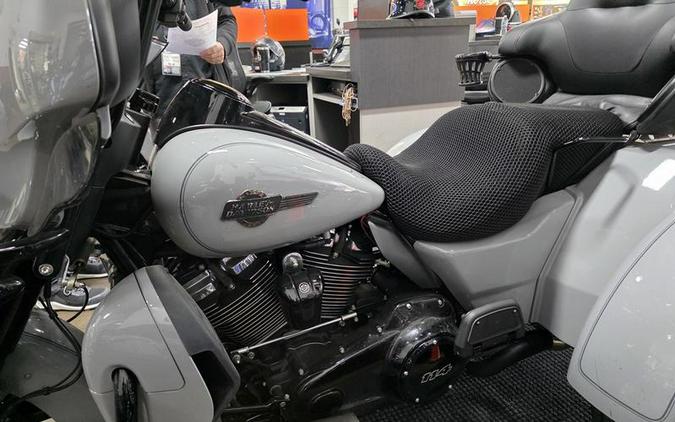 2025 Harley-Davidson® FLHTCUTG - Tri Glide® Ultra