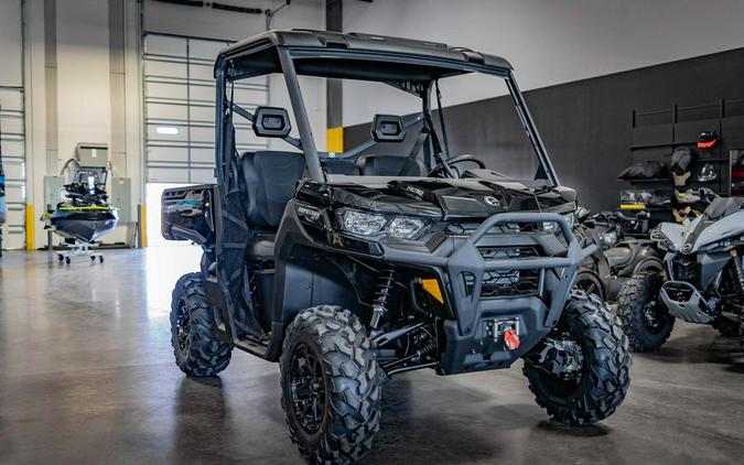 2024 Can-Am® Defender XT HD10